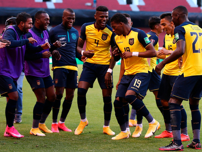 Sorpresa: Ecuador golea 4-2 a Uruguay