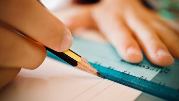 Si un retorno general es improbable: ¿cómo se podría volver a las clases presenciales este año?