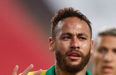 Brasil triunfa con hat-trick de Neymar - Fútbol - ABC Color
