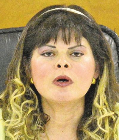 Magistrada advirtió a camaristas de la actuación irregular del juez Ovelar - Nacionales - ABC Color