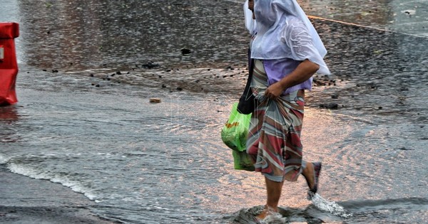 La Nación / Lluvias ingresarían a la capital desde el sur del país, anuncia Meteorología