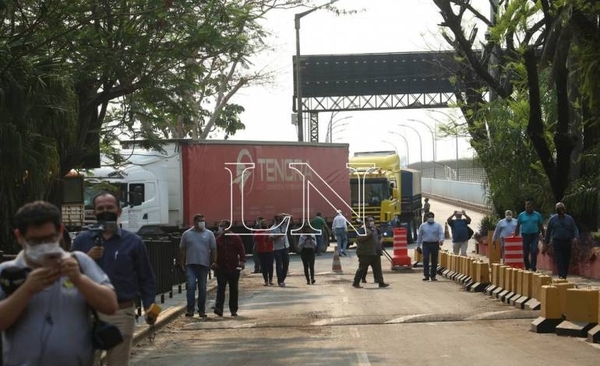 HOY / Puente de la Amistad: reducen horario de ingreso hasta las 14:00