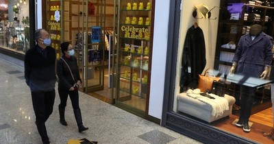 La Nación / El FMI recomienda focalizar la ayuda y aumentar los impuestos a los más ricos