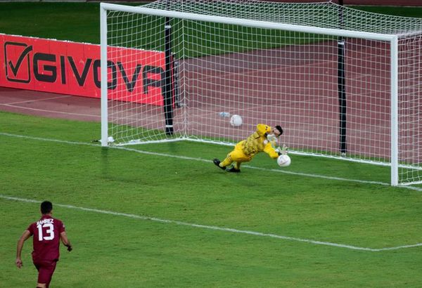 “No pierdan la ilusión”: Una Vinotinto que busca rumbo pide calma - Fútbol - ABC Color