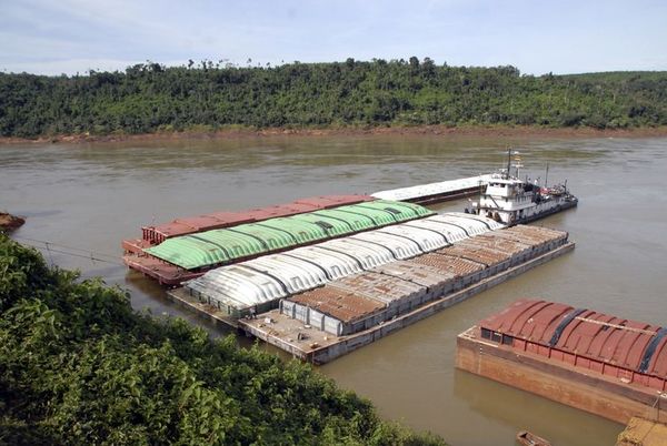 Bajante del río Paraguay amenaza con suba de precios de combustibles