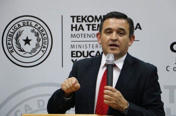 Petta anunció que para la vuelta a clases se analiza un sistema híbrido