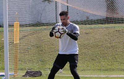 Antony Silva: "Me fijé como estaba parado, no la iba a poder cruzar"