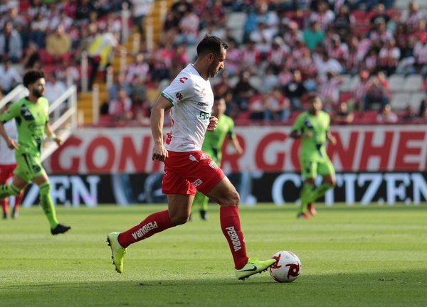 Se inició en Olimpia, fue panadero y hasta dejó el fútbol: hoy está en México