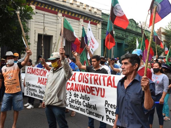 Campesinos plantean ahora congelar deudas por 10 años