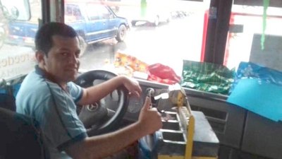 Crónica / Opa negocio de moneditas en los micros
