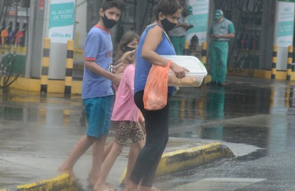 Llegó la esperada lluvia y trajo alivio a varias áreas del territorio nacional - Nacionales - ABC Color