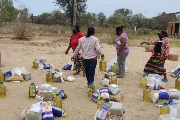 Donan víveres y tapabocas a comunidades nativas