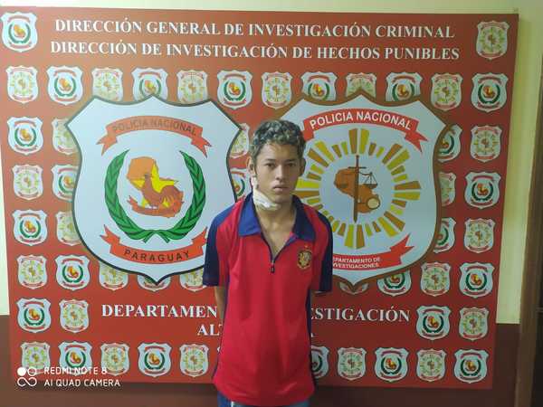 Detienen a joven que contaba con orden de captura por robo