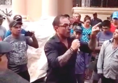 “Venimos para intentar ‘ashudarlos’, no nos merecemos esta gente que nos gobierna” - ADN Paraguayo