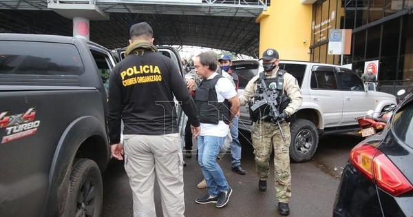 La Nación / Expulsan del país a “Pingo”, prófugo de Brasil por crimen organizado