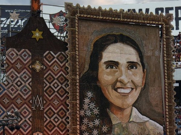 Monjas prohíben comercializar la imagen de Chiquitunga