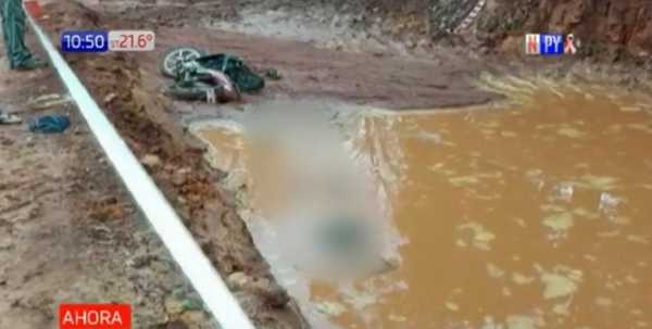 Paraguarí: Motociclista cayó a una zanga con agua y murió ahogado | Noticias Paraguay