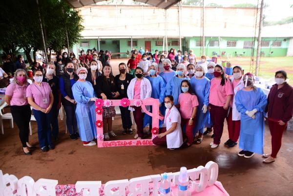 Campaña "Octubre Rosa" en penitenciaría de mujeres - Noticde.com