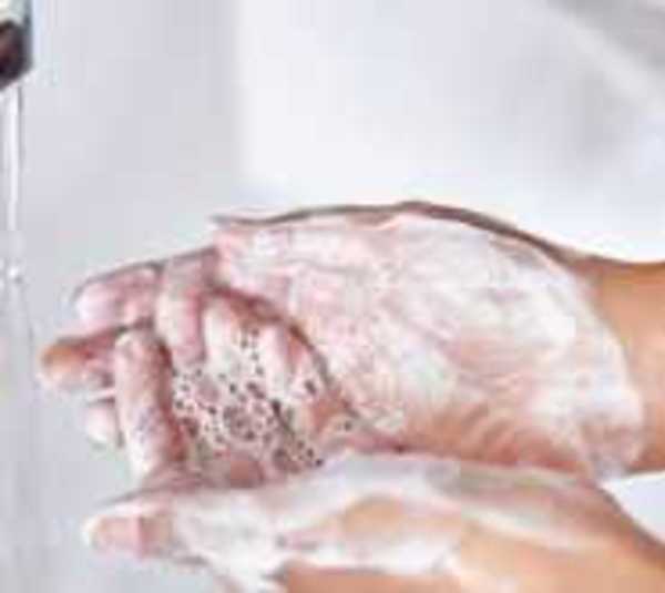 Mazzoleni dice que el lavado de manos es lo que más vidas ha salvado  - Paraguay.com