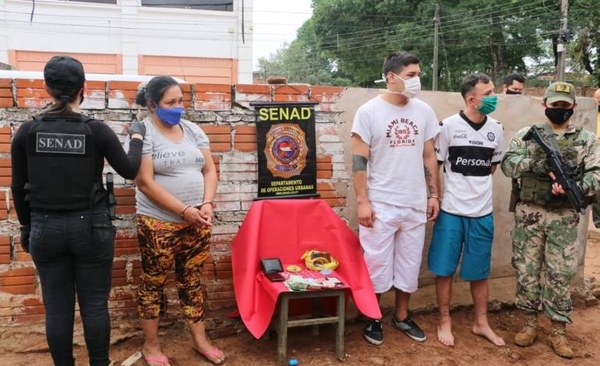 HOY / Familia distribuidora de crack fue detenida en Lambaré