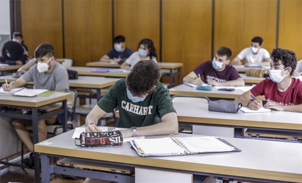 En Buenos Aires inició el regreso paulatino a los salones de clases