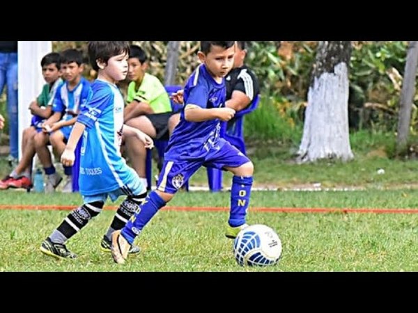 Escuelas de fútbol solo están habilitadas para actividad individual, aclaran