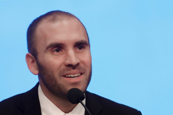 Argentina formaliza oferta de canje de deuda y la presentará ante el SEC - MarketData
