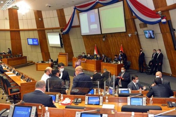 Conferencia Episcopal pide a los Diputados respeto a la Constitución y a las leyes