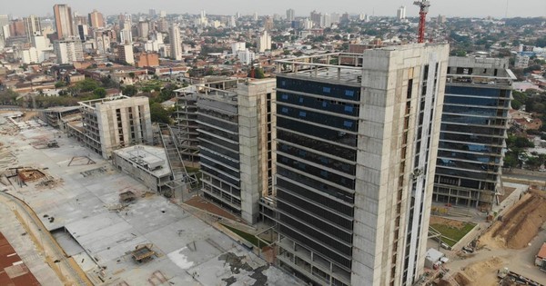 La Nación / Oficinas de Gobierno registran 74% de avance en obras
