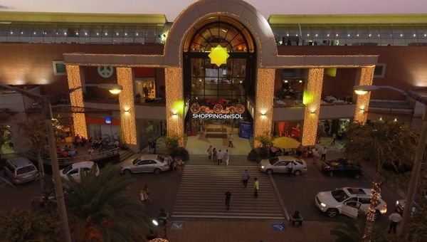 La aparición del Shopping del Sol fue la chispa que desarrolló el nuevo centro de Asunción (y pasaron 25 años)