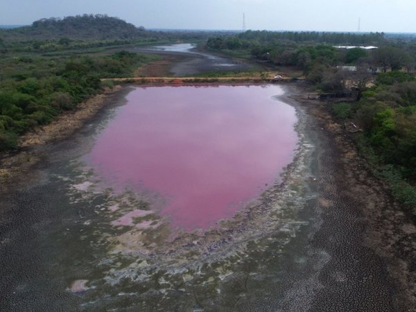 Sequía golpea a laguna de Piquete Cué, además de la contaminación