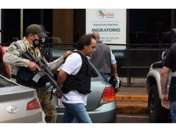 Expulsan a ex policía militar brasileño