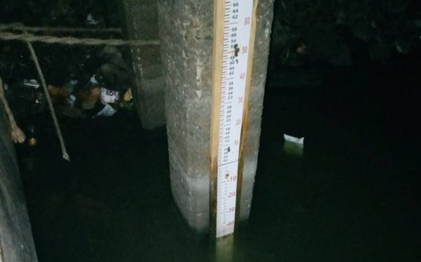 HOY / Río Paraguay subió un centímetro