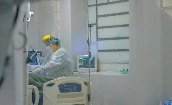 HOY / Renuevan sala de terapia adultos del Centro Nacional del Quemado