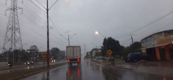 Meteorología anuncia chaparrones y ocasionales tormentas para este viernes
