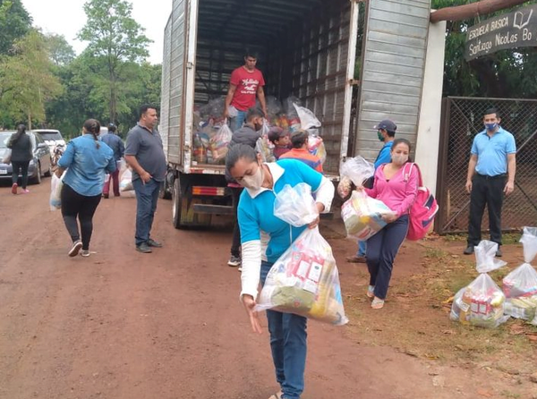 Entregan kits de alimentos a escuelas de Carayaó y Juan Manuel Frutos - Noticiero Paraguay