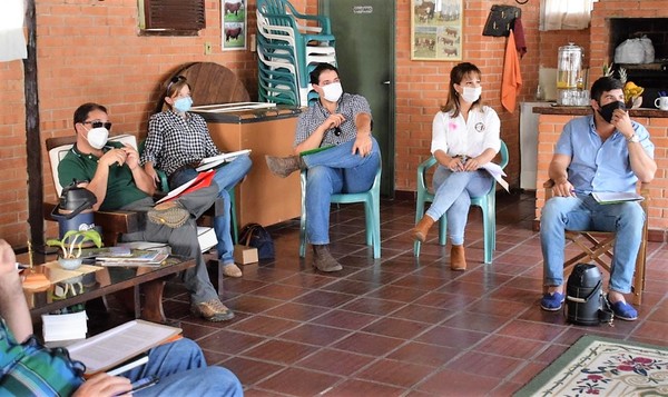 En plena pandemia, gremio rural asume desafíos con responsabilidad y alto espíritu gremial - La Mira Digital