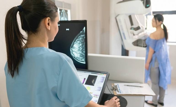 HOY / Octubre Rosa: 24 mamógrafos están disponibles en el sistema público sanitario