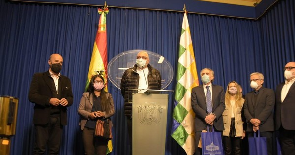 La Nación / Referentes de cuestionado Frente Guasu participan en observación electoral en Bolivia