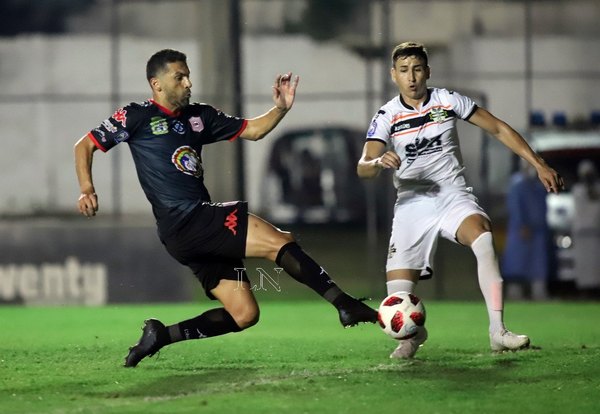 Tras su gol 150, 'Sasá' asegura que quiere volver a la selección
