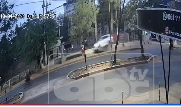 Niegan prisión domiciliaria a defensa de ebria al volante - Nacionales - ABC Color