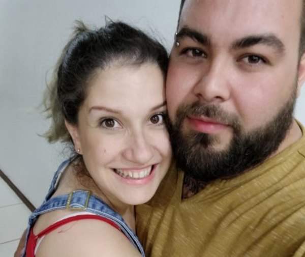 Crónica / Su lapa tuvo Covid, él la mimó con besitos y ¡no se contagió!