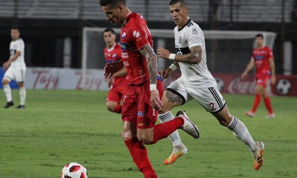 Olimpia y Nacional comienzan el Clausura con un vibrante empate