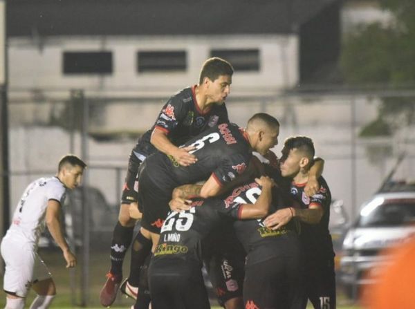 Noche redonda para San Lorenzo y Santiago Salcedo