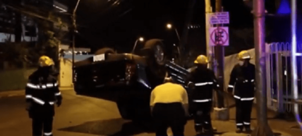 Violento accidente sobre España deja conductores ilesos | Noticias Paraguay