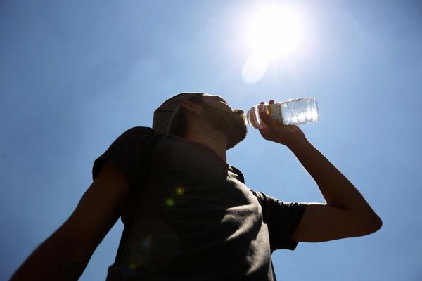 Buena hidratación es vital ante altas temperaturas