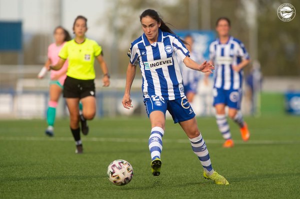 Con una paraguaya, el Alavés tumbó al Barcelona