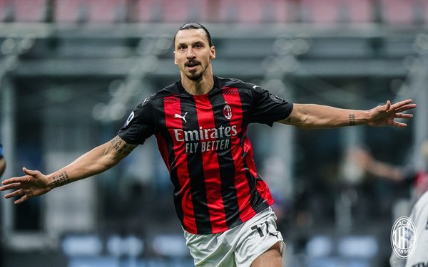 Con dos goles del interminable “Ibra”, Milan se quedó con el derbi ante el Inter - Megacadena — Últimas Noticias de Paraguay