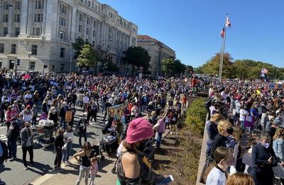 Miles de mujeres se manifiestan contra Trump en EE.UU. - Mundo - ABC Color