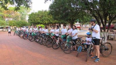 Pedaleando contra el dengue en San Juan Nepomuceno - Nacionales - ABC Color